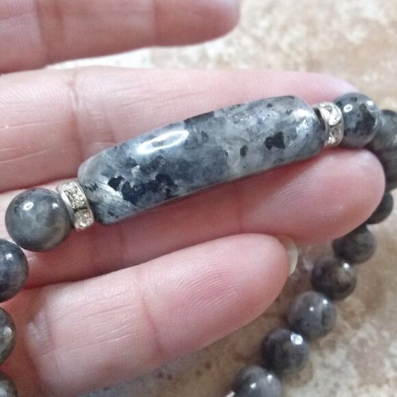 Norwegian Larvikite Bar Bracelet for 7" Wrist = Black, Silver + Grey Labradorite - Picture 3 of 6